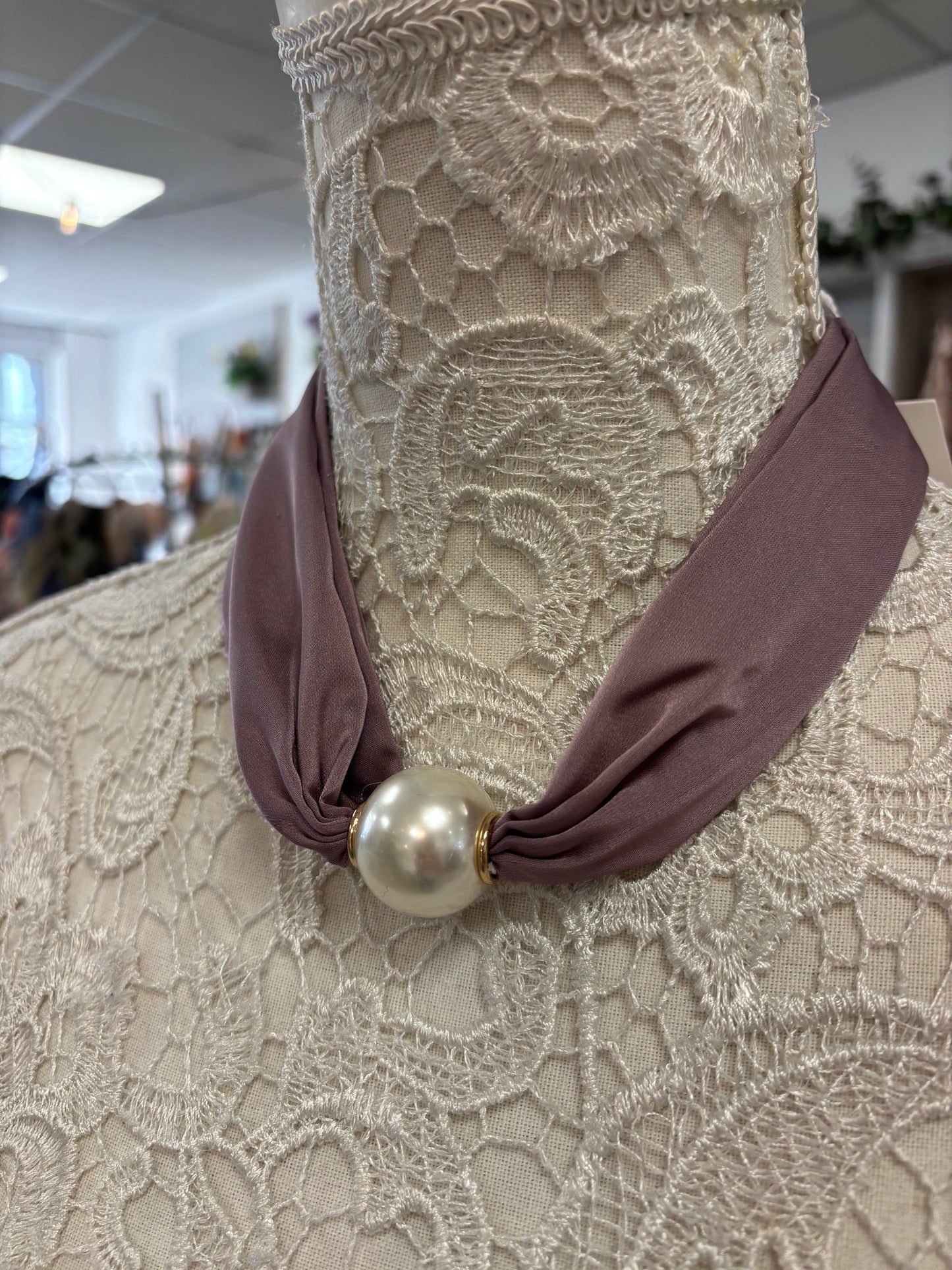 Penny pearl necklace/ scarf