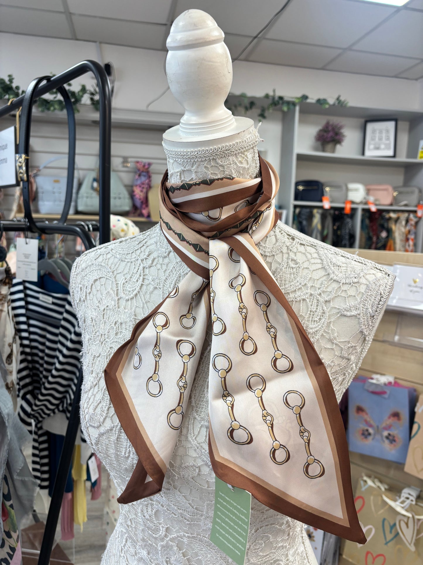 Chain edge print silk feel scarf with ribbon finished edges