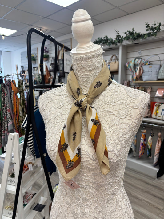 Busy bee scarf