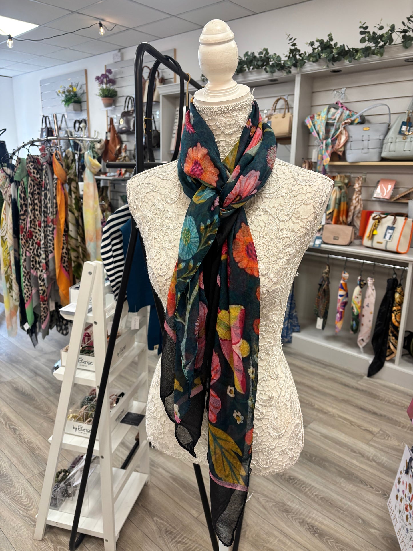 Jolene scarf