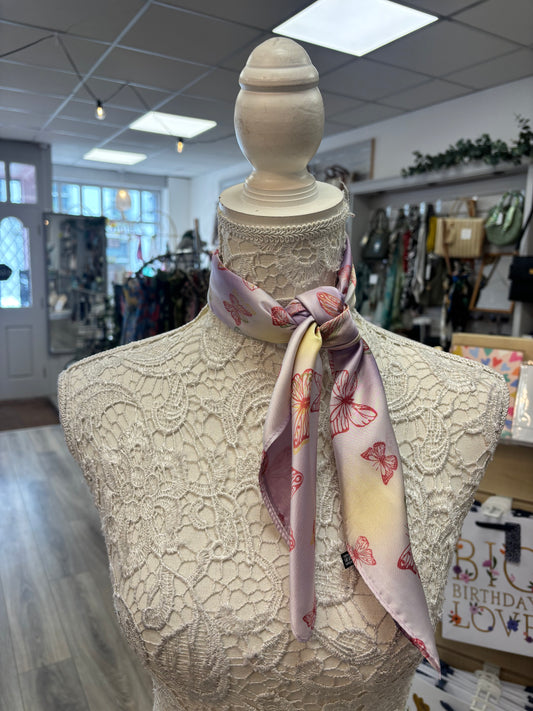 Butterfly neck scarf