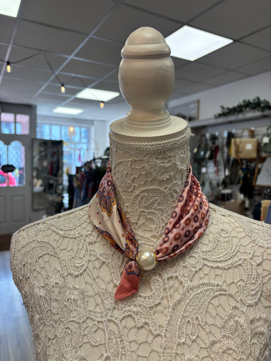 Jane magnetic pearl scarf/ necklace