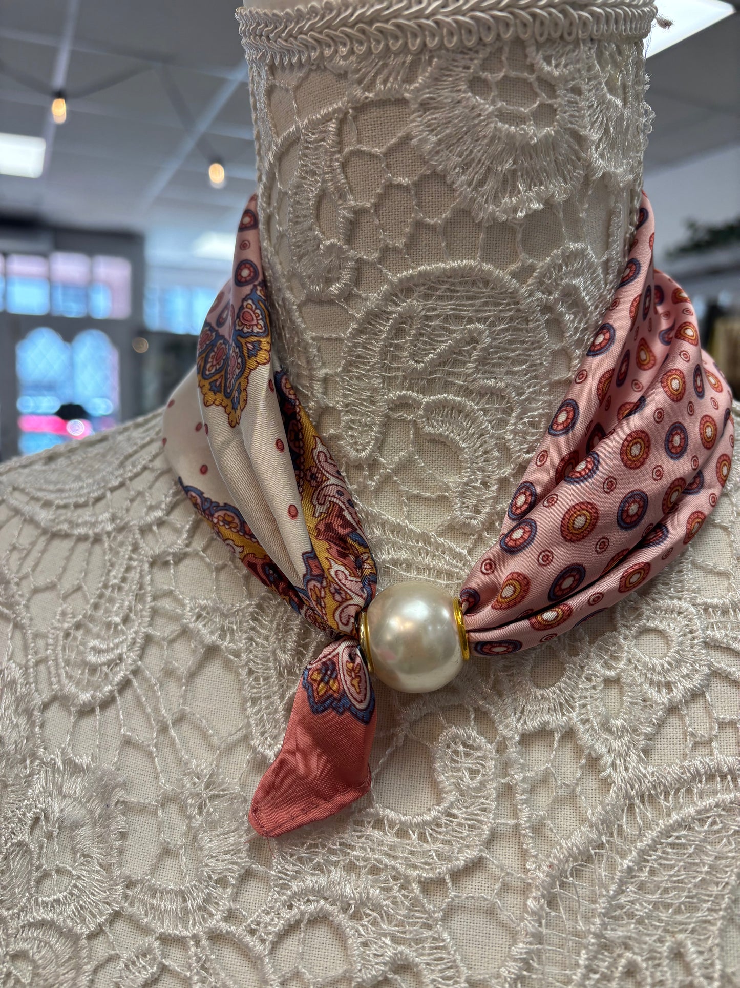 Jane magnetic pearl scarf/ necklace