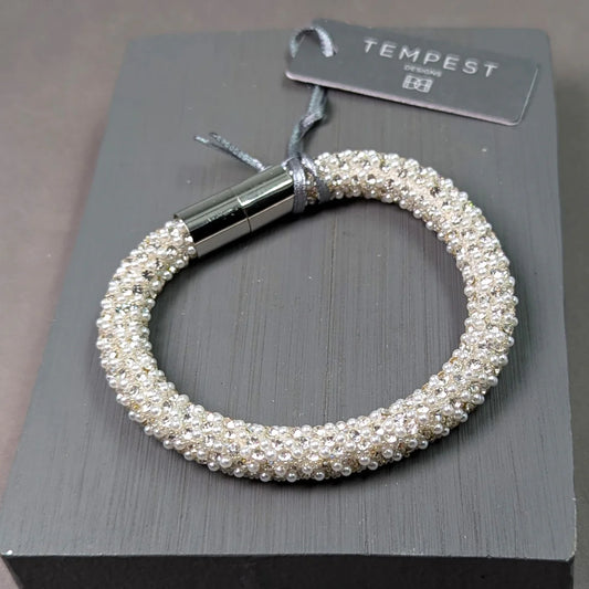 Maxine Magnetic mini petal and crystal bracelet