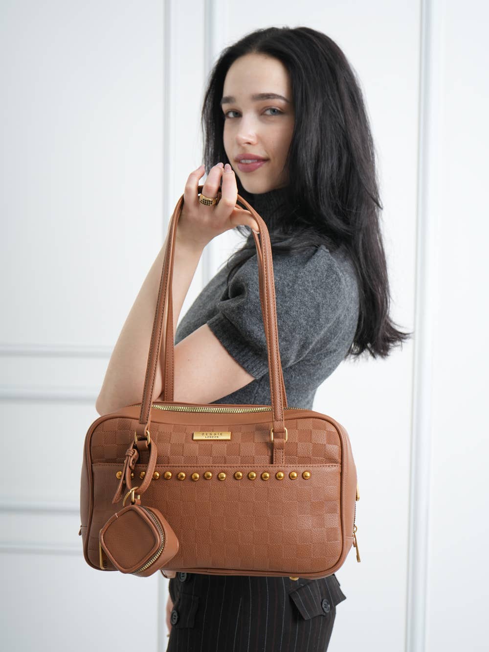 Ember EMBOSSED SHOULDER BAG WITH TINY COIN BAG