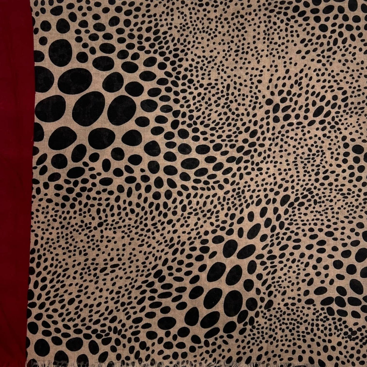 Freya Leopard dots print scarf