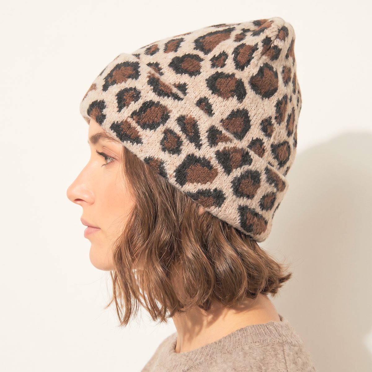 Lila Leopard Print Beanie Hat in Beige