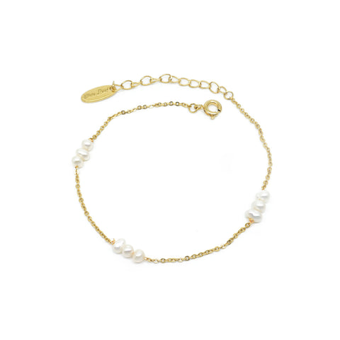 Fine pearl and gold bracelet with fresh water pearls